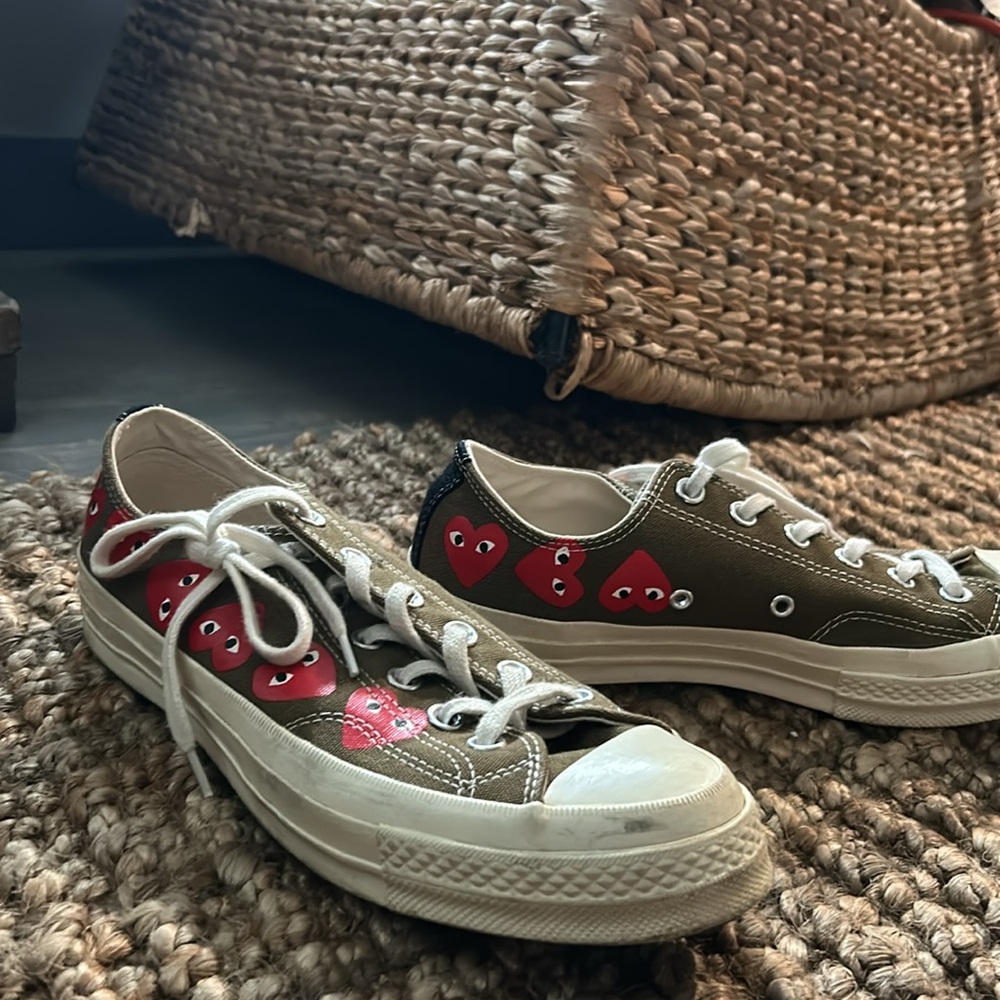 COMME DES GARCONS
x Converse Men's Multi Heart Low-Top Sneakers in Khaki